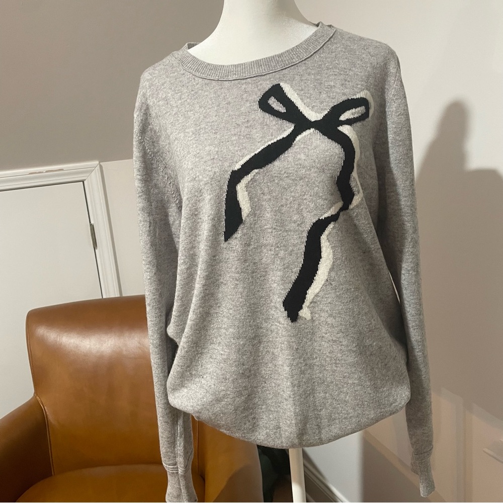 Banana Republic Womens Filpucci Gray Marino wool  Sweater Ribbon Bow